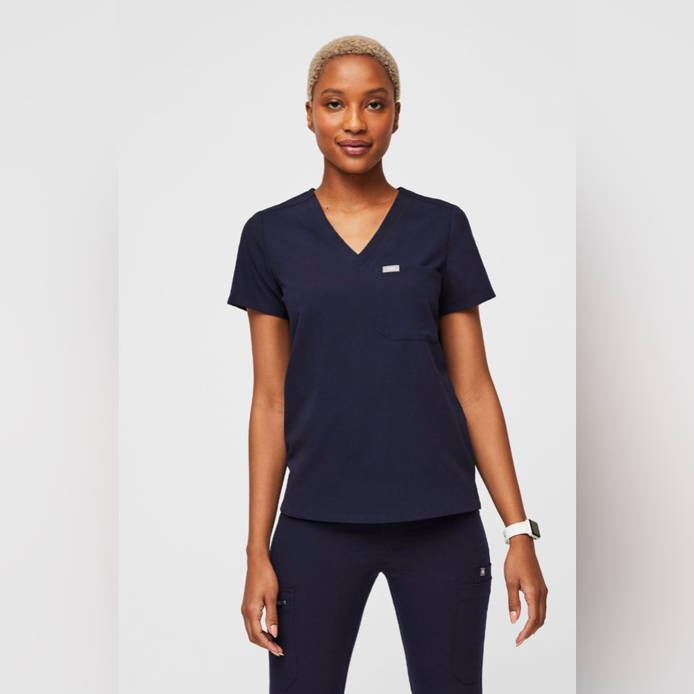 FIGS Catarina One-Pocket Scrub Top XS Navy